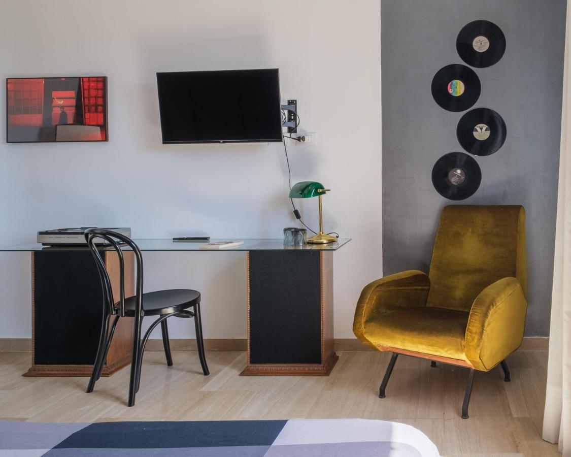 Fabula Rooms 3 Suites With Private Bathroom Bologna Exterior foto