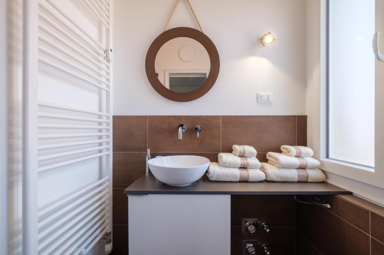 Fabula Rooms 3 Suites With Private Bathroom Bologna Exterior foto