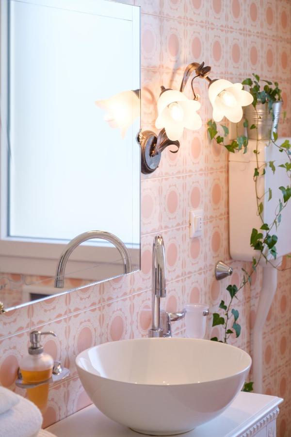 Fabula Rooms 3 Suites With Private Bathroom Bologna Exterior foto